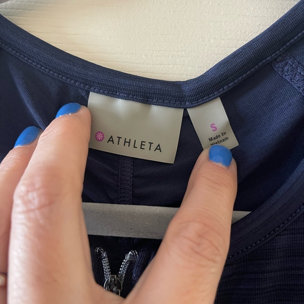 Athleta tank top • Women’s size small - Picture 6 of 7